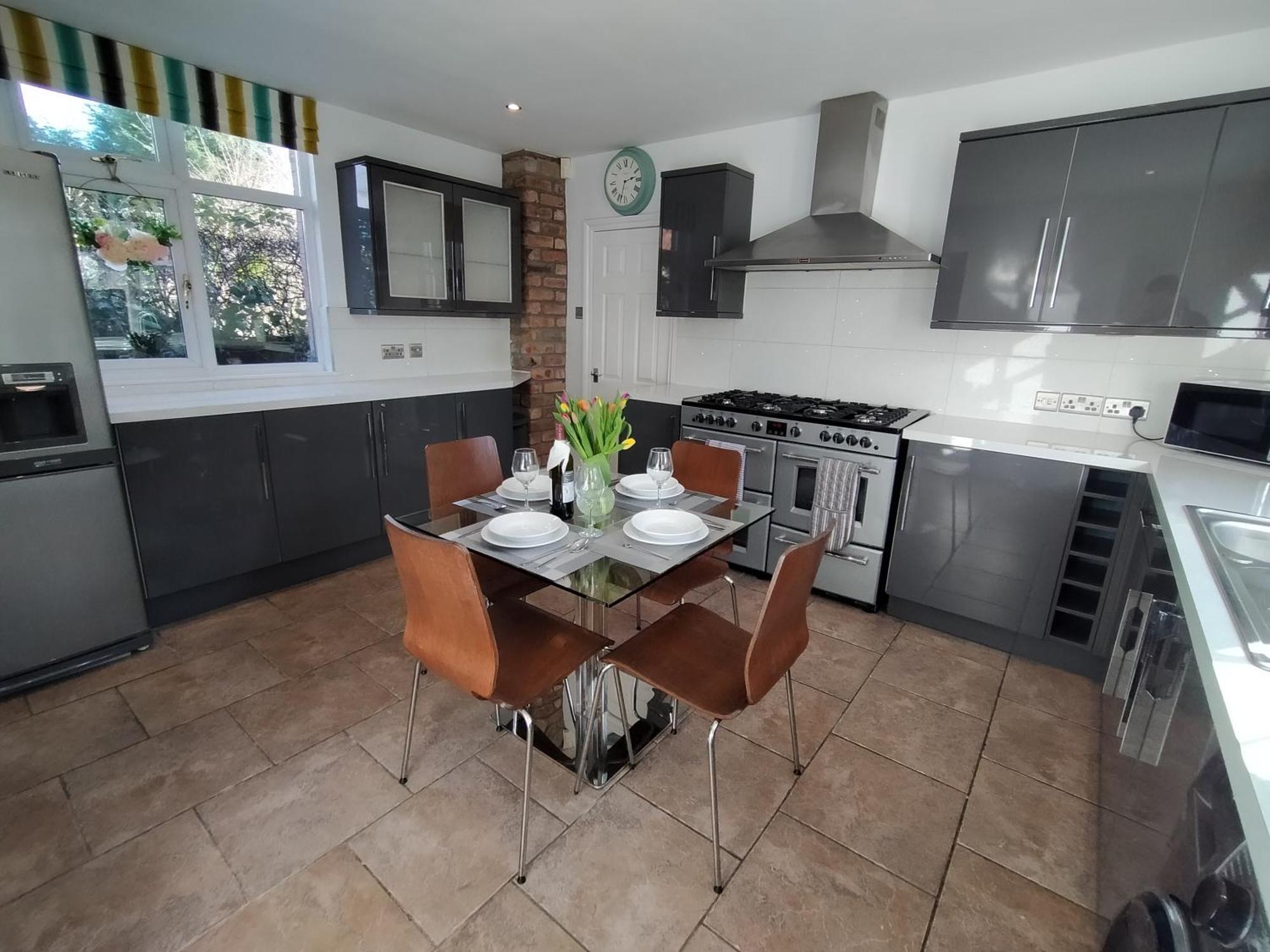 فيلا Sirius House - Sleeps 7, Driveway, Garden كرو المظهر الخارجي الصورة