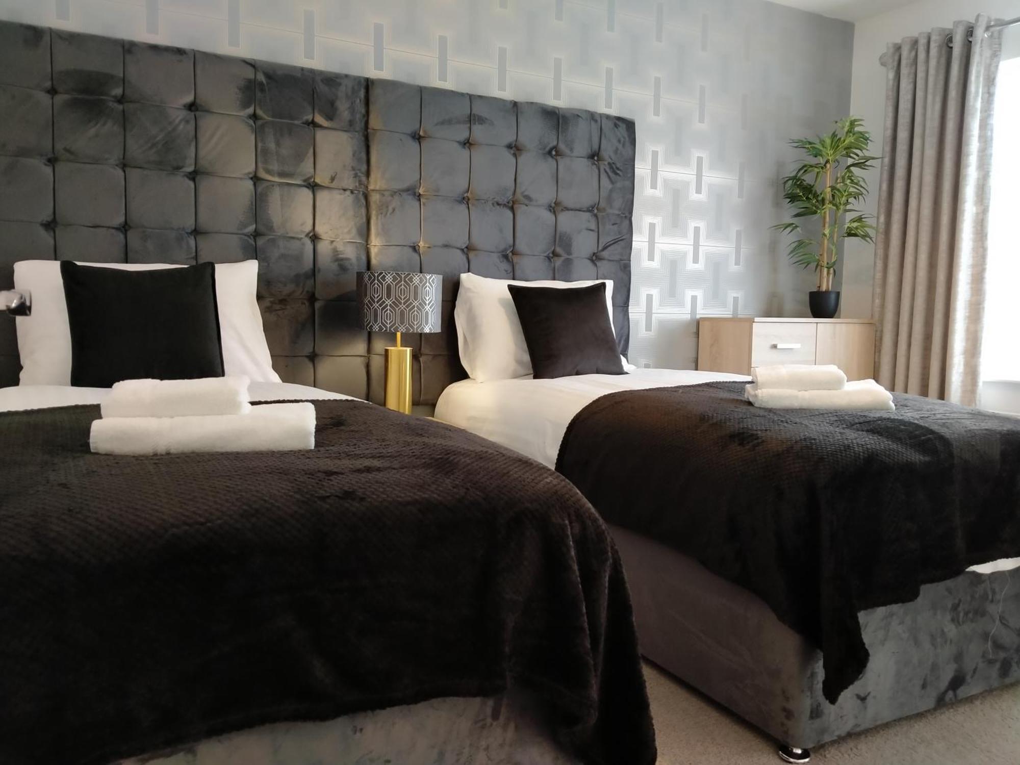 فيلا Sirius House - Sleeps 7, Driveway, Garden كرو المظهر الخارجي الصورة
